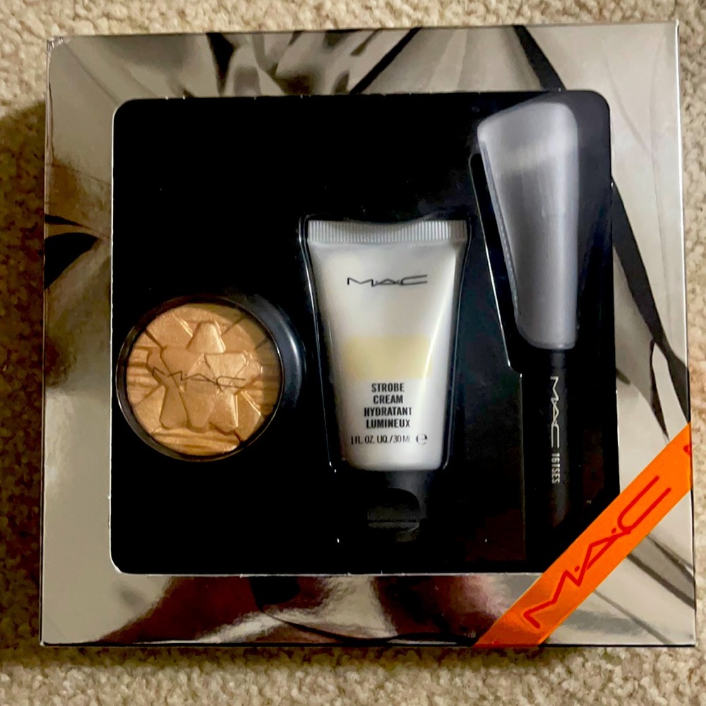 Mac Strobe Cream set